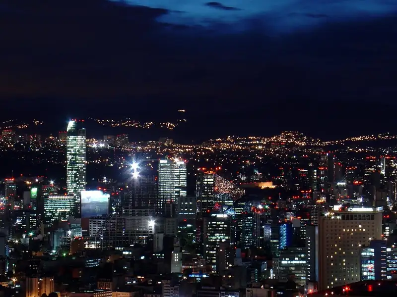 Reforma noche