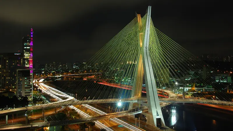 Ponte estaiada Octavio Frias - Sao Paulo